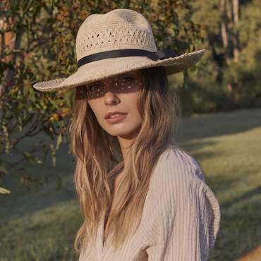 SARAH J CURTIS PANAMA HAT, FIT FOR TRAVEL, STRAW & BLACK RIBBON